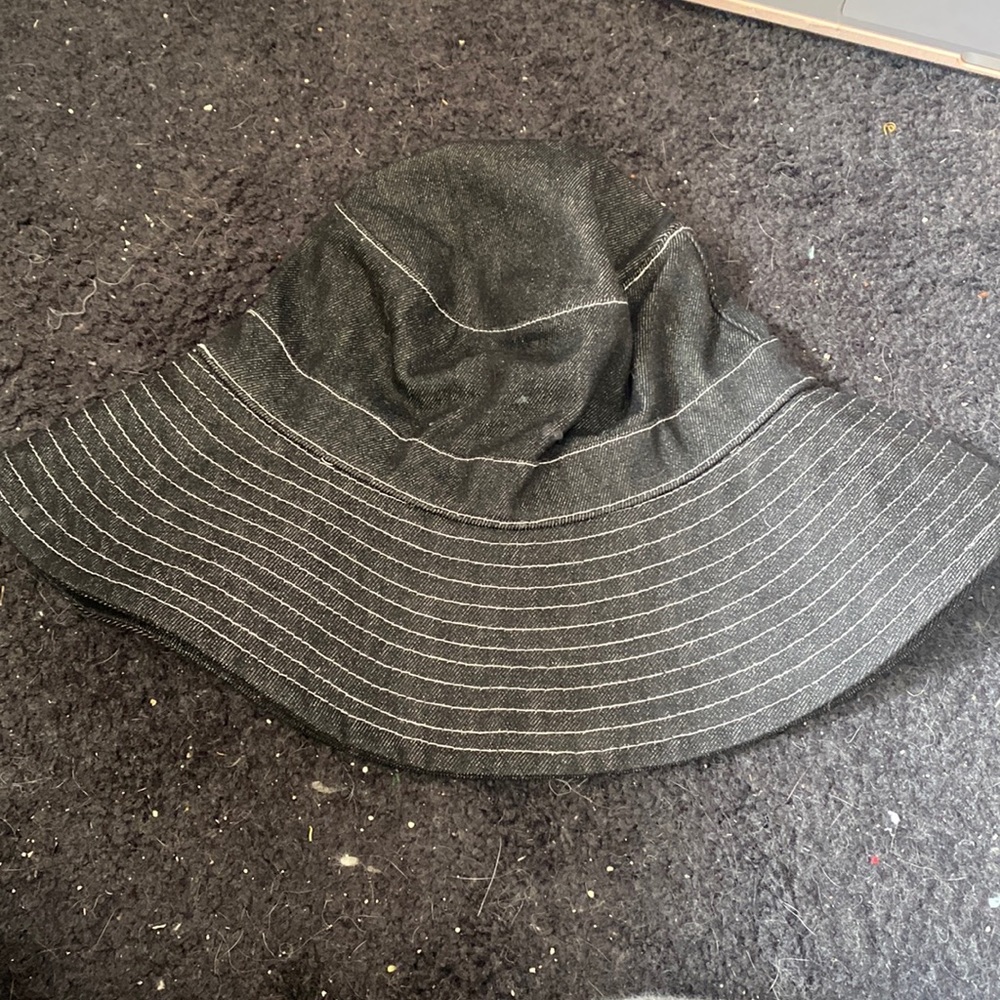 Black denim bucket hat urban outfitters